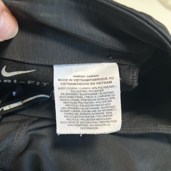 Nike Dri-Fir Cropped Black Leggings - Picture 4 of 6